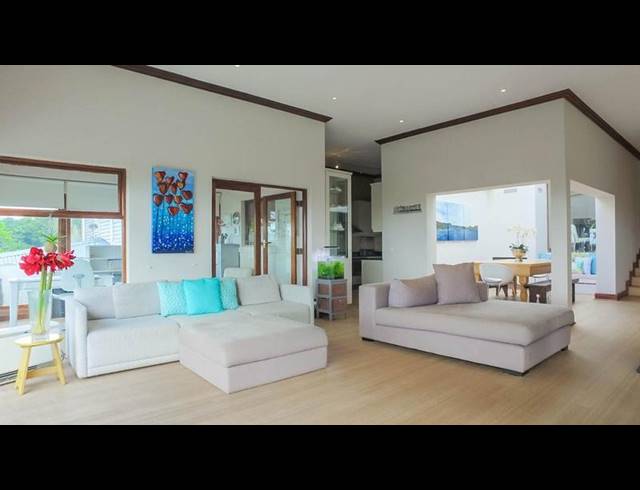 4 BEDROOM HOUSE FOR SALE IN NEWLANDS